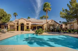 Photo #5: 2318673 Listing 