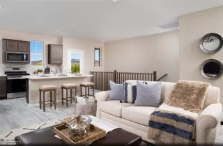 Photo #2: 2318679 Listing