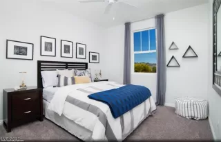 Photo #6: 2318679 Listing