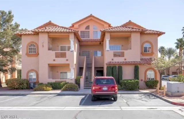 MLS: 2318684 Condo For Sale