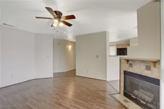 Photo #6: 2318686 Listing