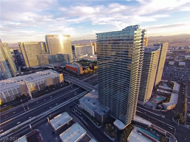 MLS: 2318688 Condo For Sale