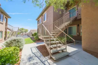 Photo #1: 2318715 Listing