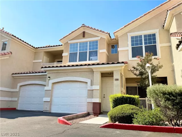 MLS: 2318744 Condo For Sale