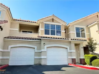 Photo #1: 2318744 Listing 