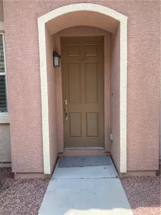 Photo #1: 2318750 Listing 