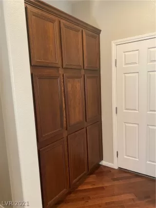 Photo #6: 2318750 Listing 