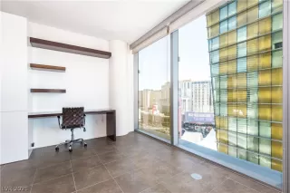 Photo #6: 2318793 Listing 