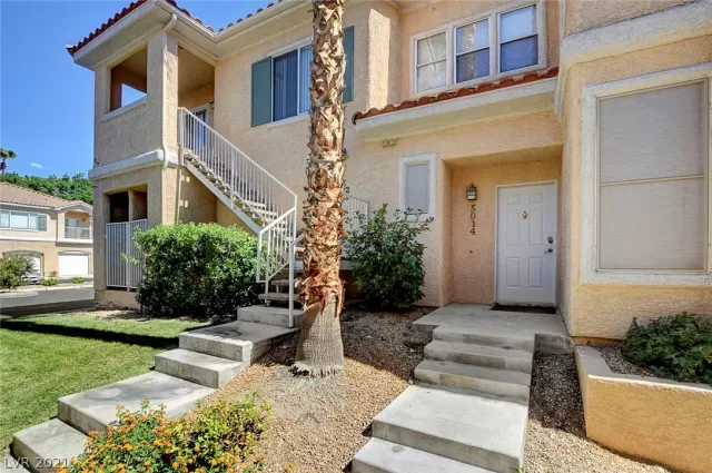 MLS: 2318795 Condo For Sale