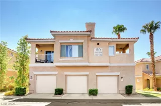 Photo #2: 2318795 Listing