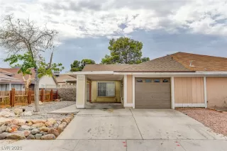 Photo #1: 2318800 Listing