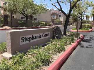 Photo #1: 2318960 Listing