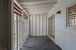 Photo #4: 2318987 Listing 