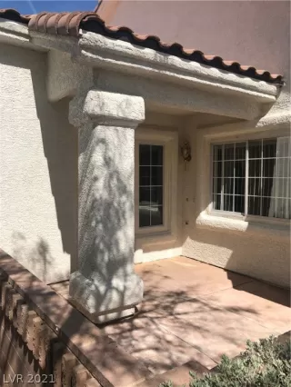 Photo #1: 2319016 Listing