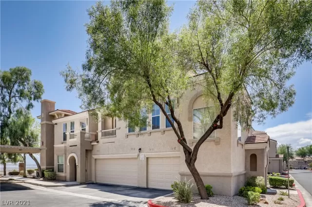 MLS: 2319029 Condo For Sale