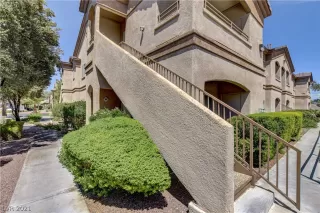 Photo #1: 2319062 Listing