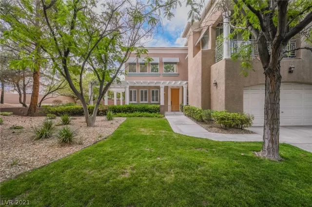 MLS: 2319093 Condo For Sale