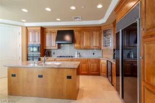 Photo #6: 2319099 Listing 