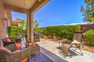 Photo #2: 2319109 Listing 