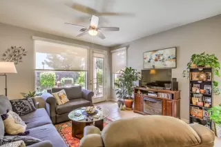 Photo #6: 2319109 Listing 