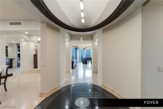 Photo #4: 2319121 Listing