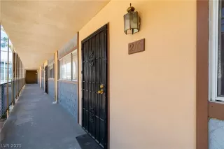 Photo #2: 2319162 Listing