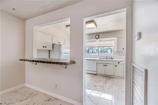 Photo #6: 2319162 Listing