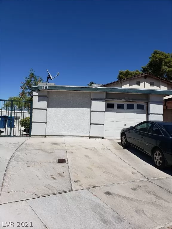 MLS: 2319185 Condo For Sale