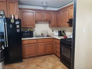 Photo #1: 2319185 Listing 
