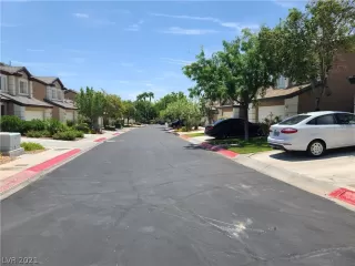 Photo #3: 2319254 Listing