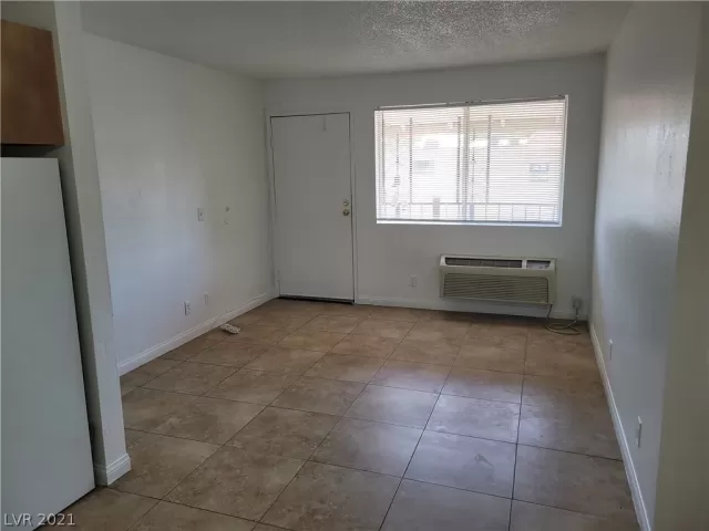 MLS: 2319276 Condo For Sale