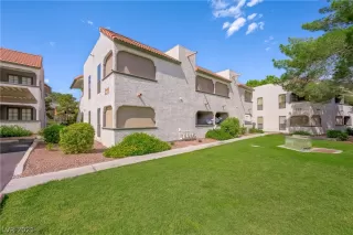 Photo #1: 2319301 Listing