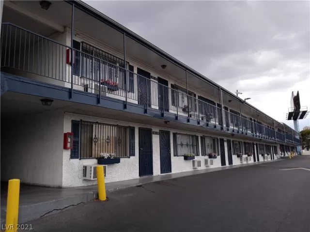 MLS: 2319312 Condo For Sale