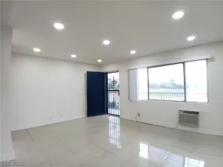 Photo #1: 2319312 Listing