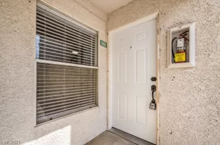 Photo #1: 2319330 Listing 