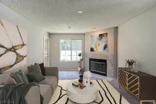 Photo #1: 2319331 Listing