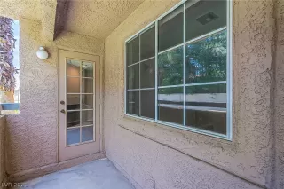 Photo #6: 2319331 Listing