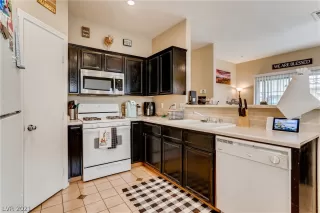 Photo #6: 2319514 Listing 