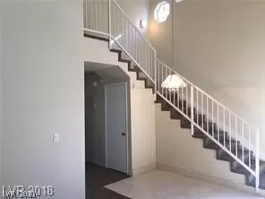 Photo #5: 2319520 Listing 