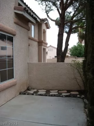 Photo #5: 2319552 Listing 