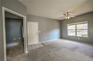 Photo #5: 2319573 Listing 