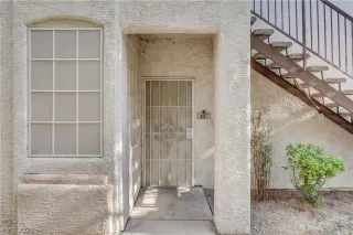 Photo #2: 2319612 Listing