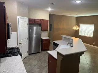 Photo #1: 2319618 Listing