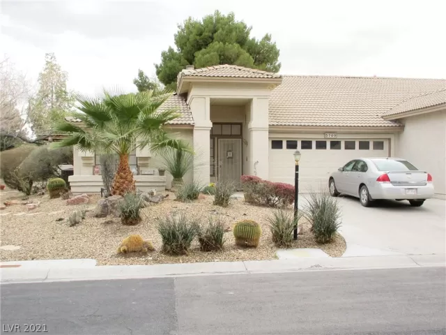 MLS: 2319636 Condo For Sale