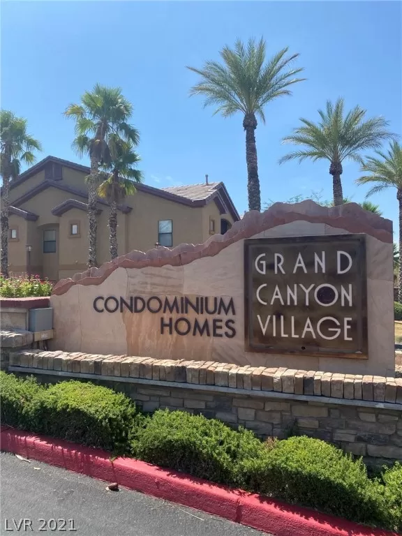 MLS: 2319638 Condo For Sale