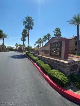 Photo #1: 2319638 Listing