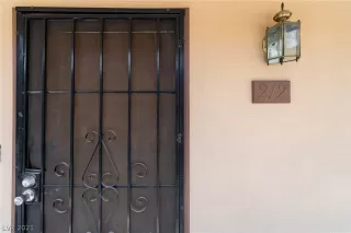 Photo #3: 2319647 Listing