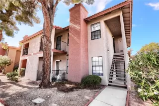 Photo #1: 2319656 Listing 