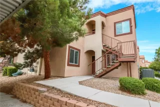 Photo #1: 2319662 Listing