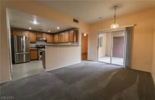 Photo #2: 2319662 Listing